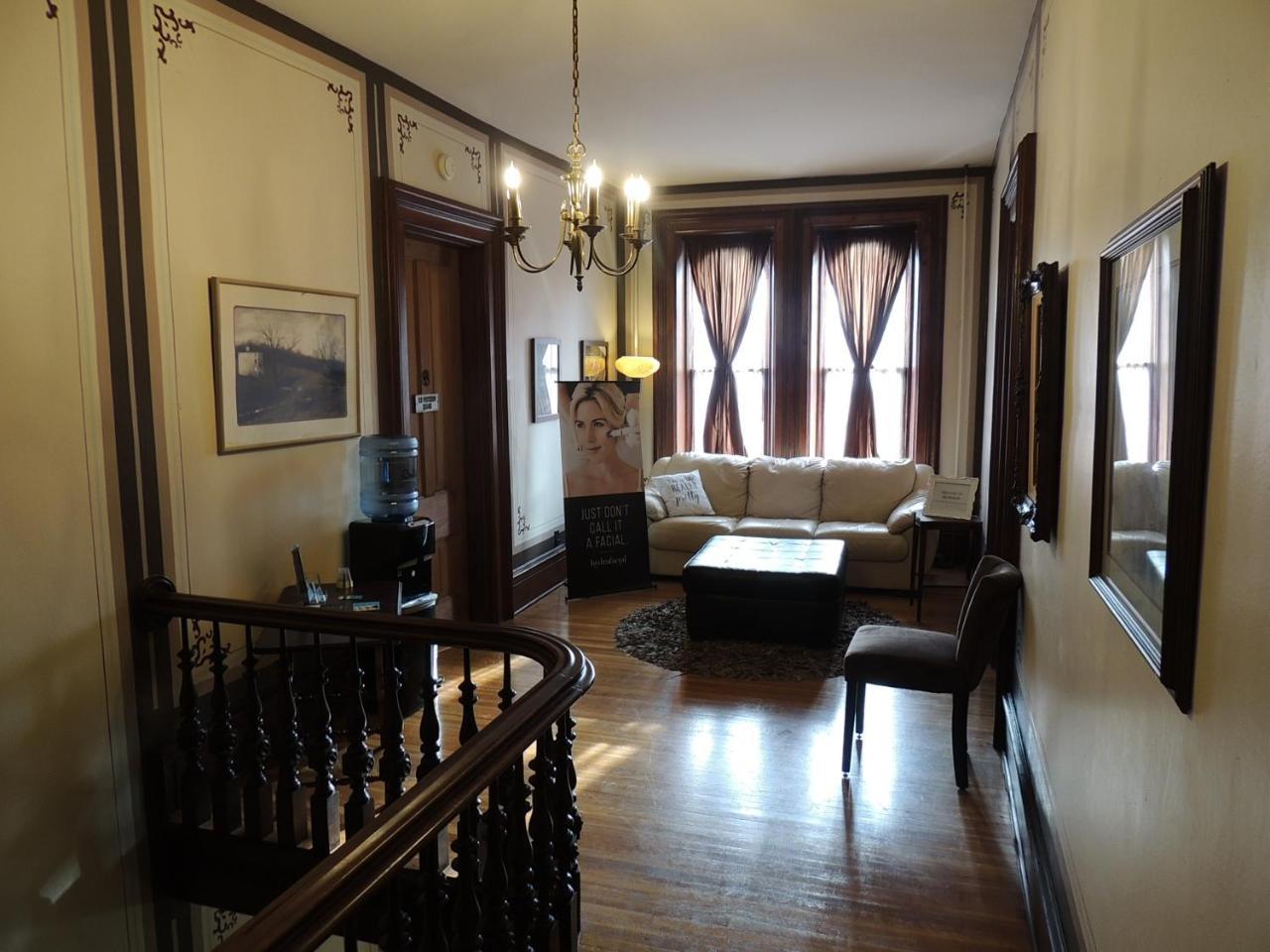 Lyons Twin Mansions Hotel Fort Scott Bagian luar foto